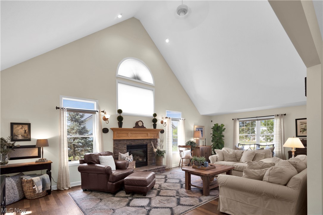 Vineyards/Old Mill - Residential