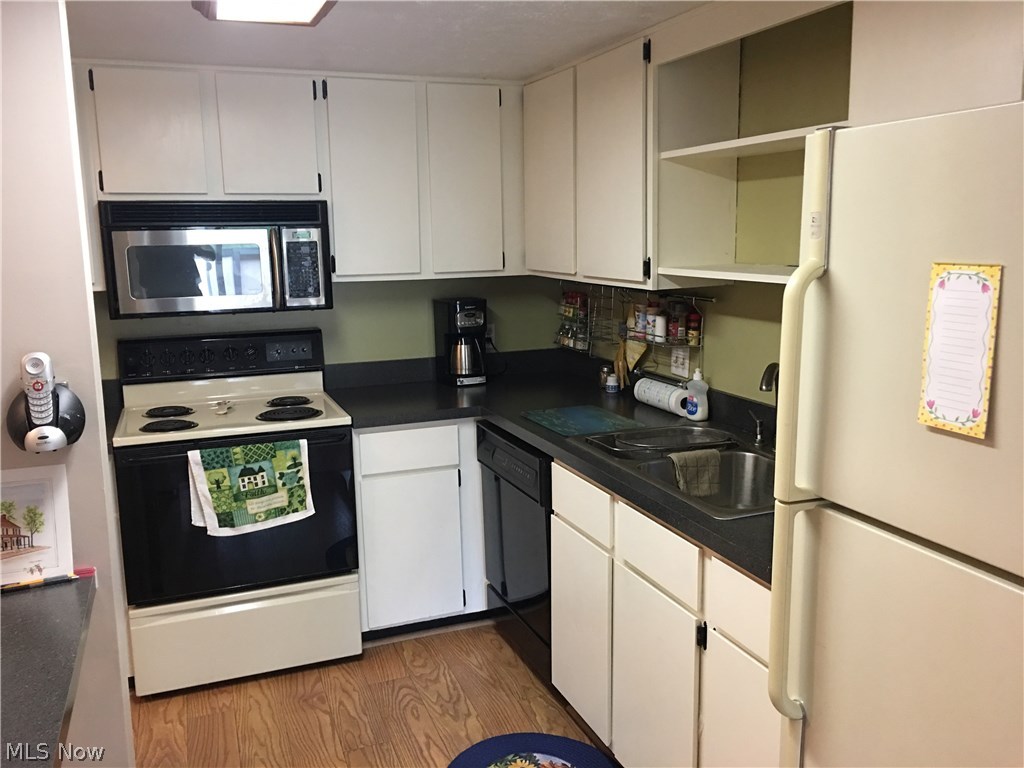 Trail View Terrace Condo - Residential