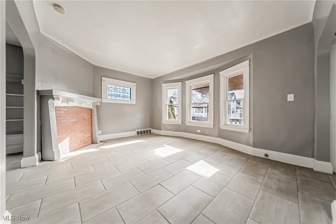 Frst Park - Residential Income