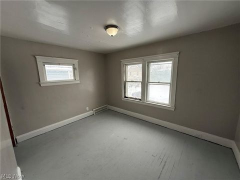 Tiny photo for 1028 E 146 Street, Cleveland, OH 44110 (MLS # 5221611)
