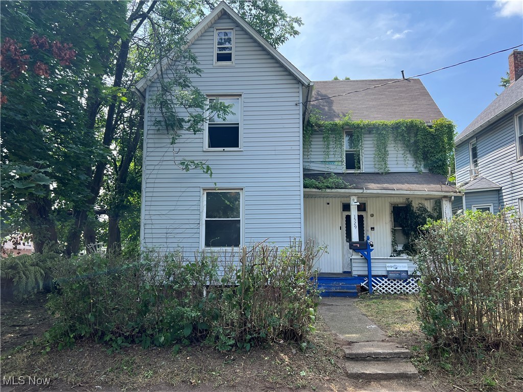 Investor Special! 3-bedroom, 1-bath two-story home in Canton with a potential 4th bedroom on the first floor. Property needs work and is being sold as-is. Cash offers only—seller will make no repairs. Ideal for a flip or rental with plenty of upside potential with the right updates. Quick close preferred. Great opportunity for an investor ready to bring their vision to life! Electricity is on! Water will be turned on prior to closing. Scrap Metal and items in shed and garage are the only trash remaining. It can be left or removed upon request prior to closing.
