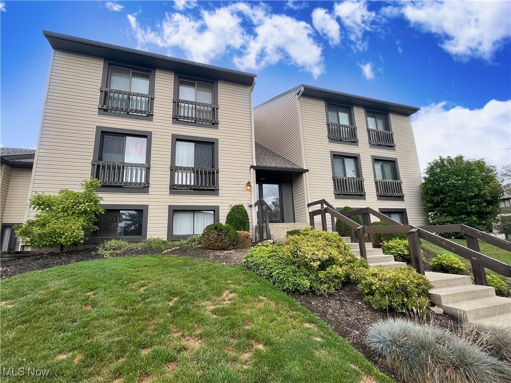 Desirable 1st floor unit inside the desirable Greenwood Pkwy. Minutes from the Cuyahoga Valley National Park. Everything is remodeled in this spectacular condo. Two generous sized bedrooms. Master bedroom features walk-in closet and master bath. Open floor plan. Privacy patio off the great room. Stunning kitchen and dining room. Quartz counters. Windows , roof and door have been updated. Easy access to highways and restaurants. A must see!