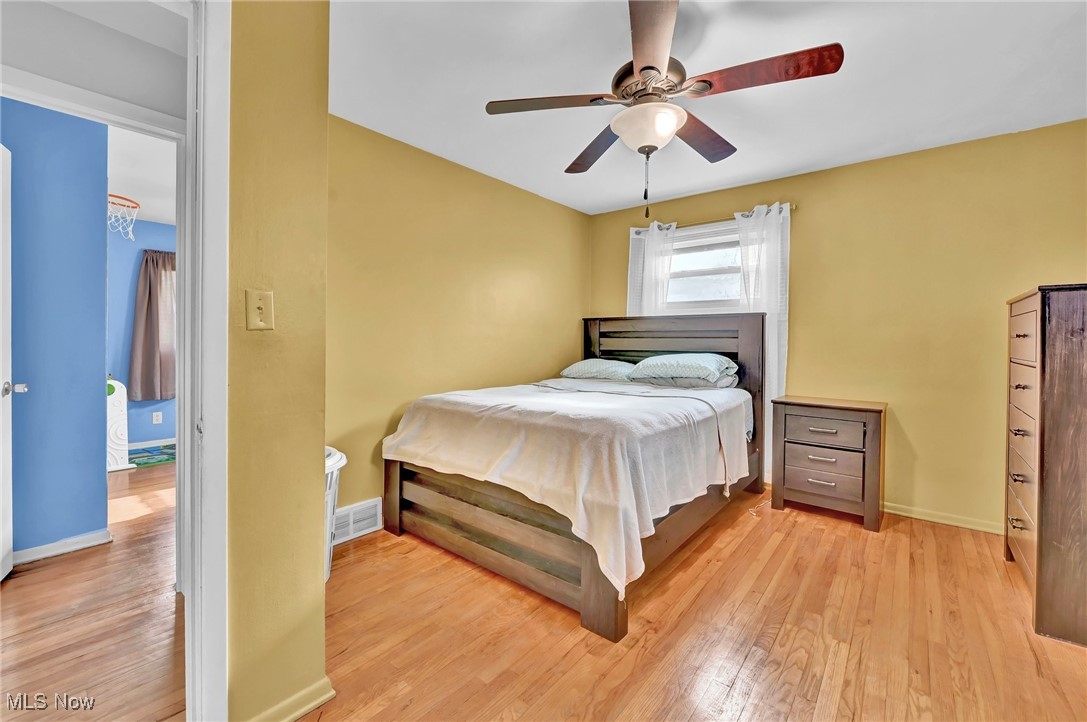 3141 Hetzel Drive, Parma, Ohio image 18