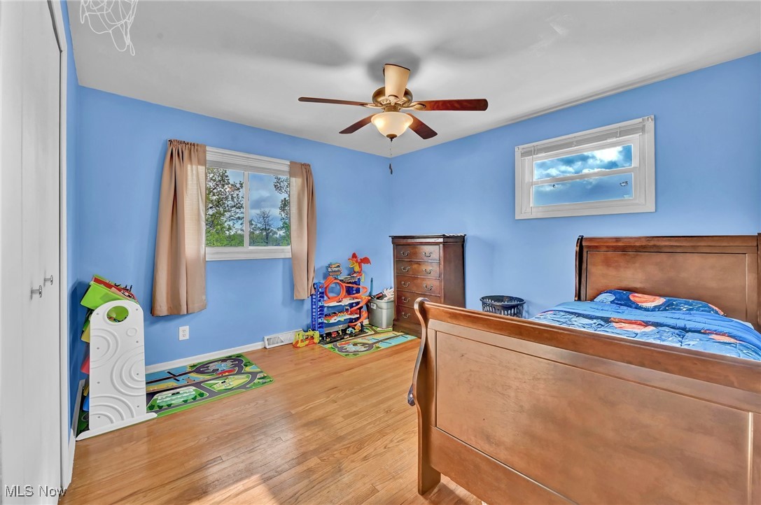 3141 Hetzel Drive, Parma, Ohio image 16