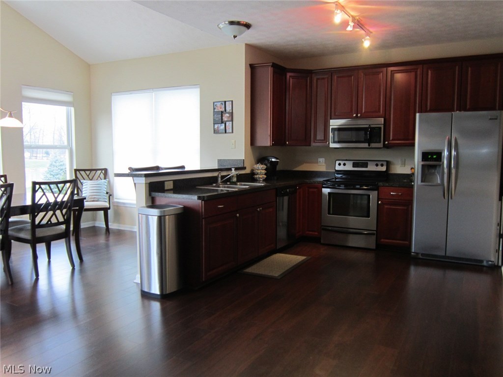 Tiberon Trace - Residential