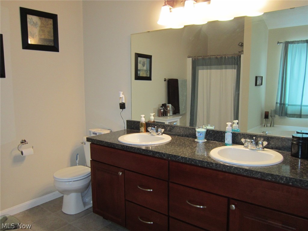 Tiberon Trace - Residential