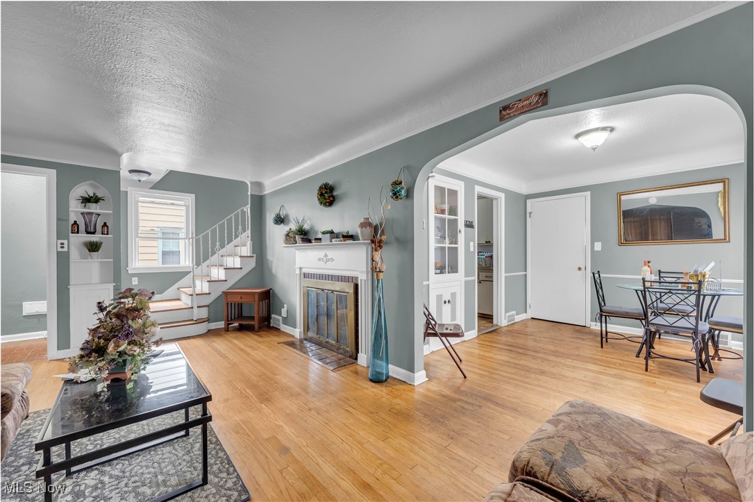 Knight-Norris-Gibbs Cos Mayfi - Residential