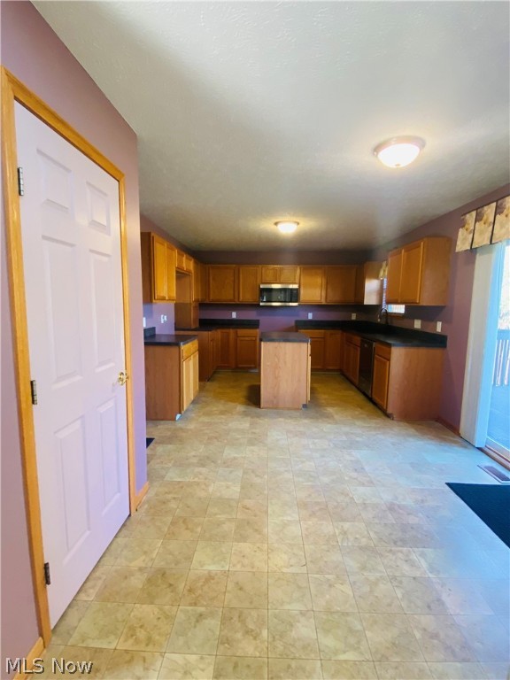 Woods/Windsor Pointe Ph 02 - Residential