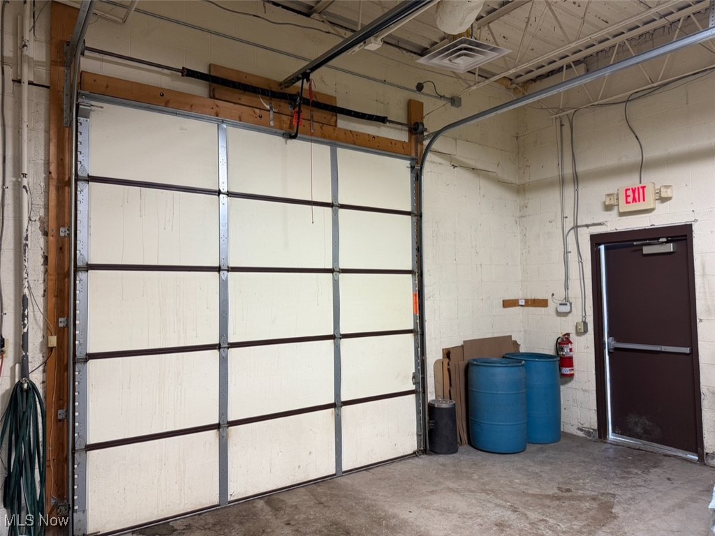 Connecticut Western Reserve - Commercial Sale