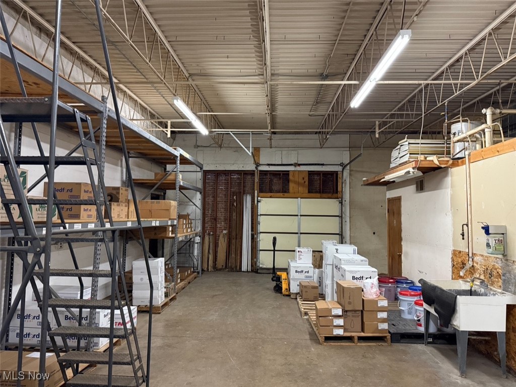 Connecticut Western Reserve - Commercial Sale