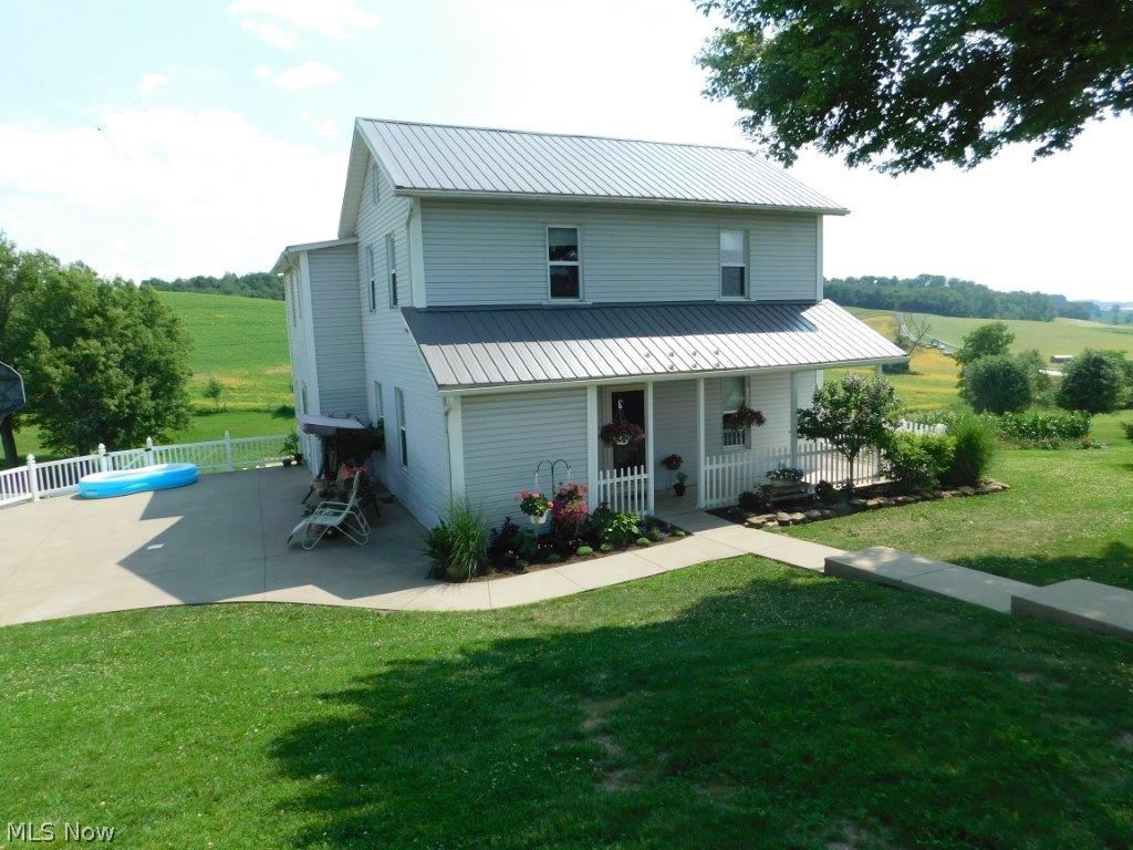 A good older home w/newer metal roof on 2.204-acres. Main floor features a kitchen with Oak cabinets, Living room, bedroom, Full Bath, walk in pantry, open stairway to upstairs that has 4-bedrooms & a full bath. Outside you will find a large patio w/pavilion, small barn w/2-box stalls, single car garage, 8’X8’ greenhouse. Property offers free gas, spring water with electric water pump run by 5000-watt generated w/remote start/stop included, also a small fishing pond & pasture
Legal: Tusc. Co. pacel #01-01038-014 & 01-01038-015 Taxes currently $807.05 per half year
Terms: 10% non refundable down payment day of auction with balance due at closing. No contingencies. All information gathered from sources deemed accurate but not guaranteed. Announcements day of auction take precedence over all previous advertising & statements