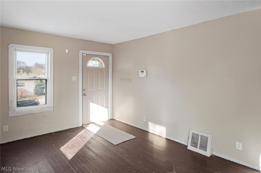 660 Hollibaugh Avenue