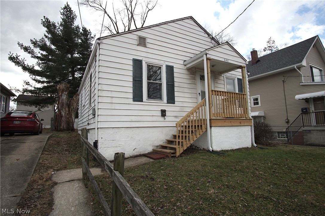 660 Hollibaugh Avenue