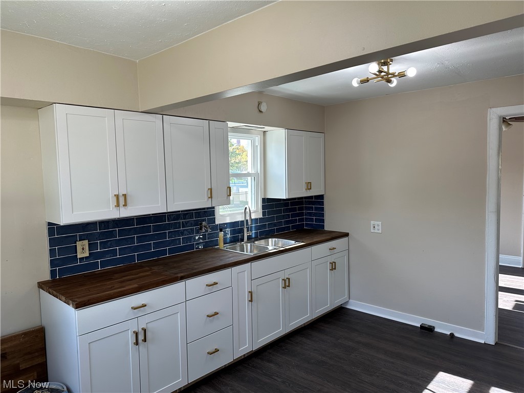 Er Cowin's W 95th St - Residential