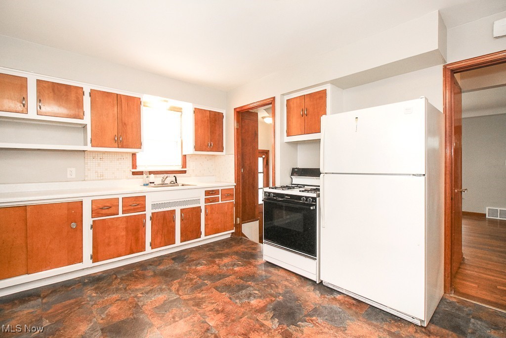 3010 Grantwood Drive