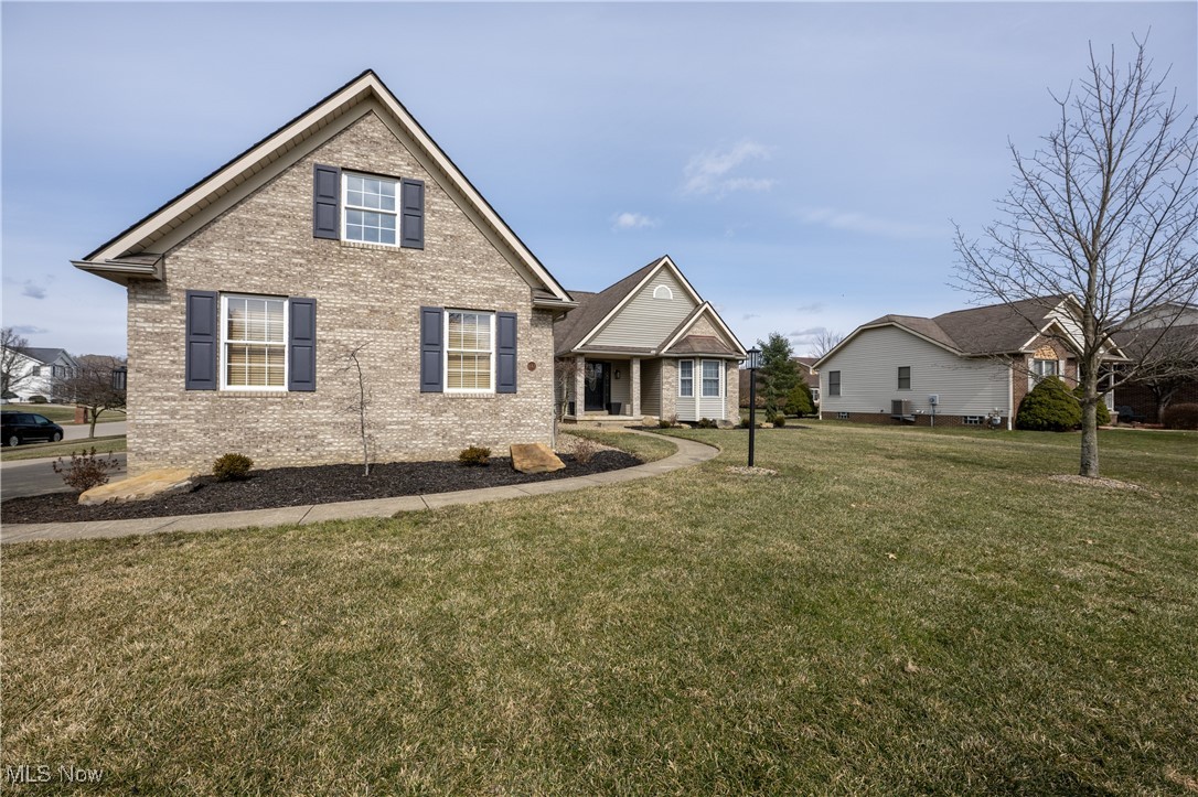 847 Lockwood Road, Barberton, Ohio image 3
