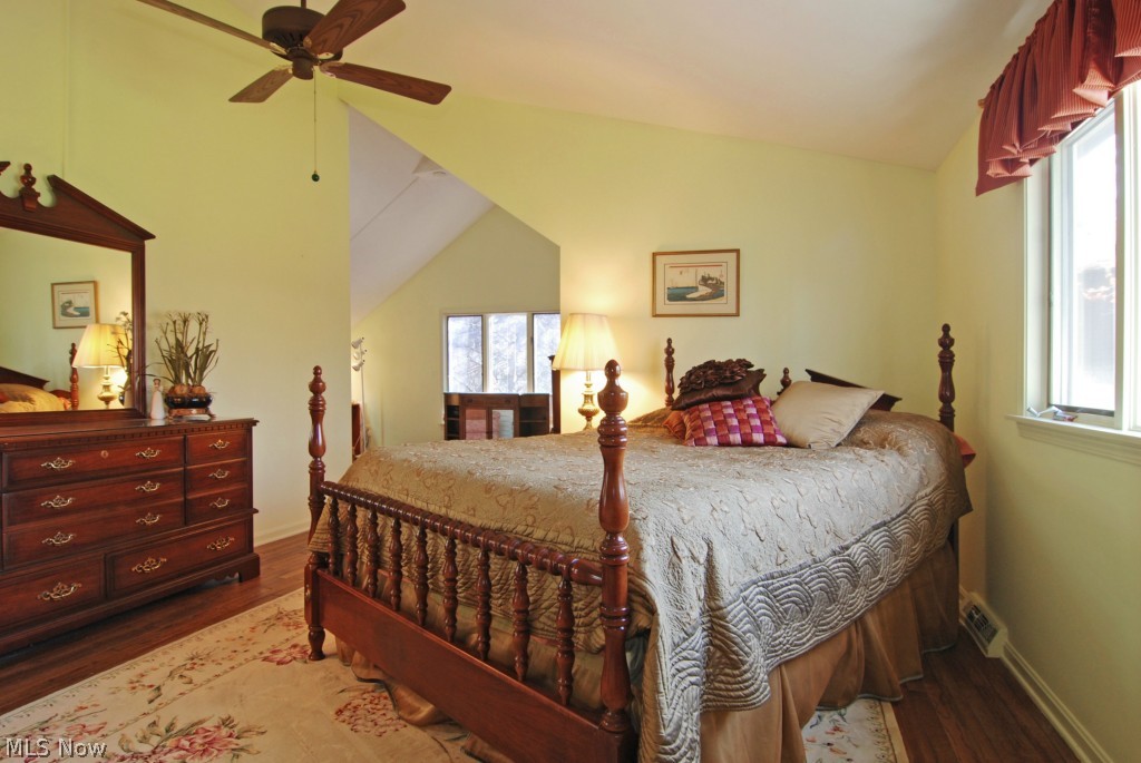 Bradford Village 02 - Residential