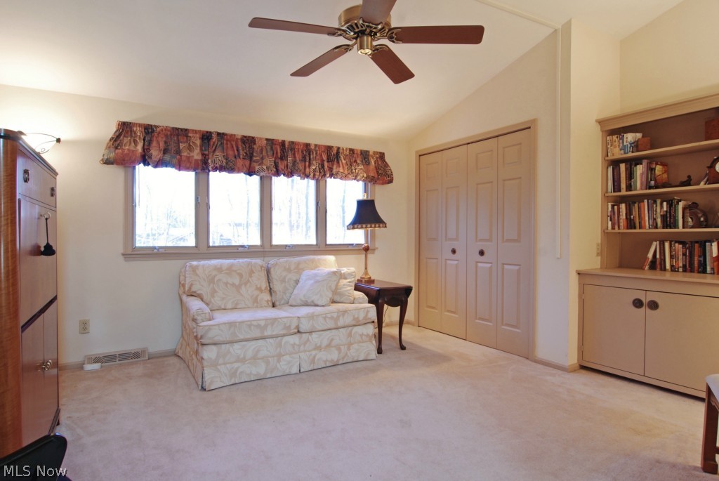 Bradford Village 02 - Residential