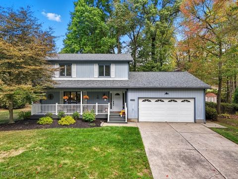 813 Bridlewood Drive Copley OH 44321