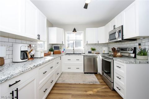 Tiny photo for 334 N Wood Street, Loudonville, OH 44842 (MLS # 5190331)