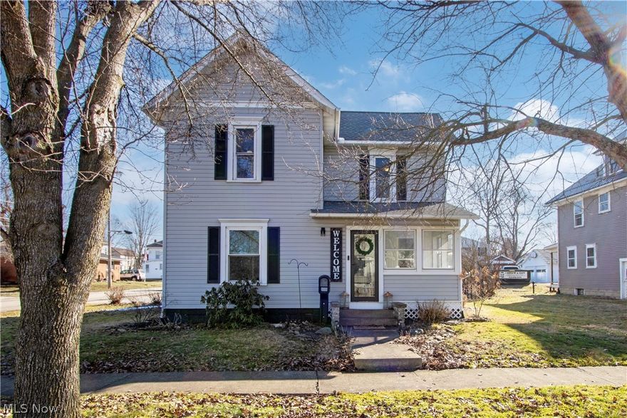 Big updates already done for peace of mind. This charming 2-story townhome in the Village of Loudonville, scenic Ashland County — a destination for Mohican adventures, including river canoeing, hiking, camping, and charming downtown shops. This 3-bedroom, 1.5-bath home offers a functional layout with first-floor laundry and a convenient half bath. Recent updates include brand new kitchen, new furnace and central air, a newer roof, and so much more making this move-in-ready and low-maintenance. Enjoy outdoor living with an enclosed front porch, covered back porch with hot tub, partially fenced backyard, and a detached 1-car garage with extra storage. Conveniently located, updated, and competitively priced — a smart opportunity for buyers seeking comfort, location, and lifestyle.