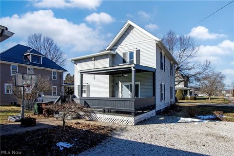 Tiny photo for 334 N Wood Street, Loudonville, OH 44842 (MLS # 5190331)