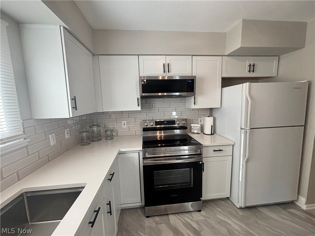 8729 Fox Rest Drive 6-24