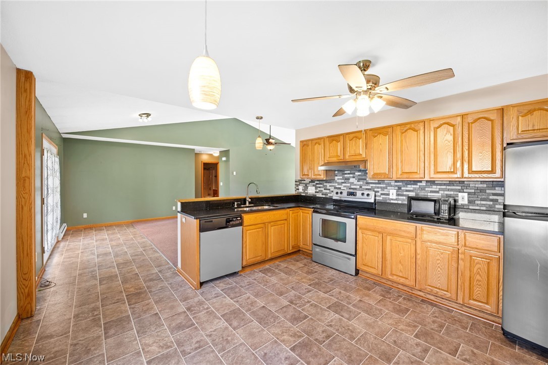 Roaming Rock - Residential