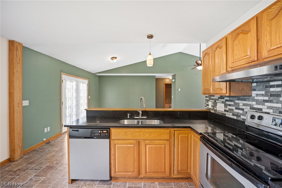 Roaming Rock - Residential