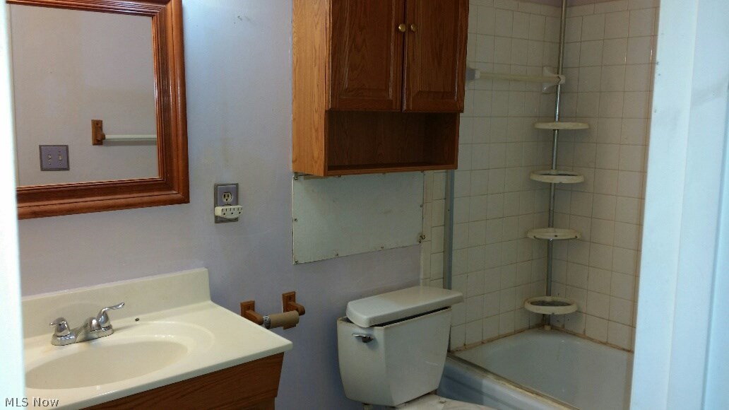 Rolling Meadows Condo - Residential