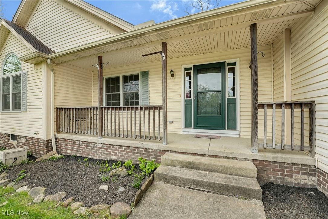 9766 Firestone Lane, Macedonia, Ohio image 3
