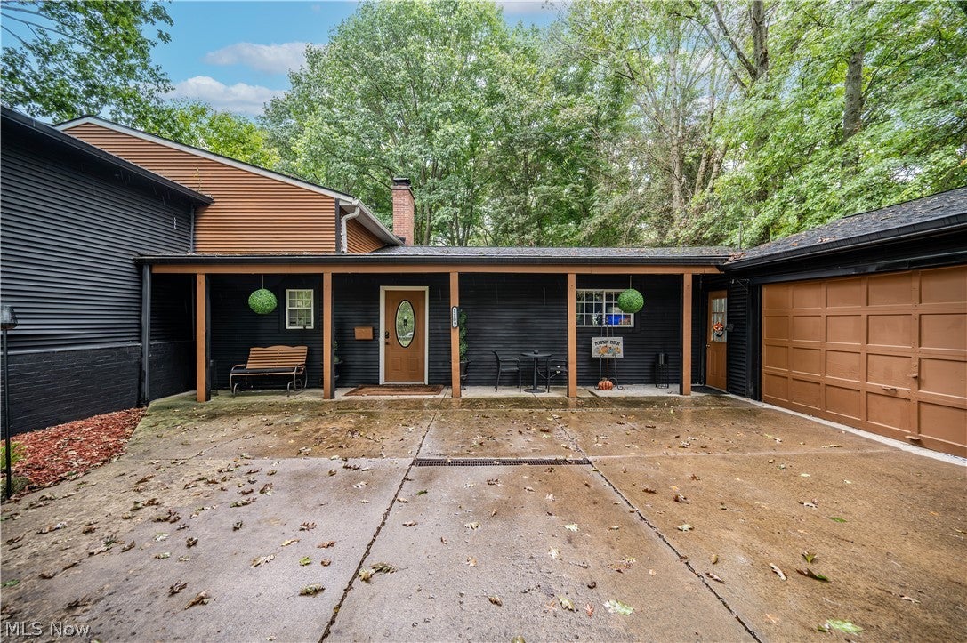 1109 Mansell Drive