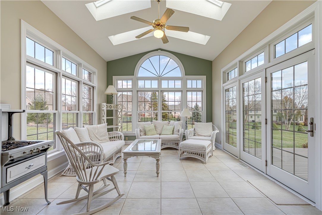 Saint James Place 08 - Residential