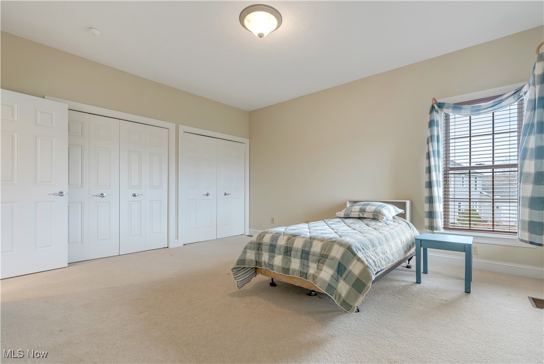 Saint James Place 08 - Residential