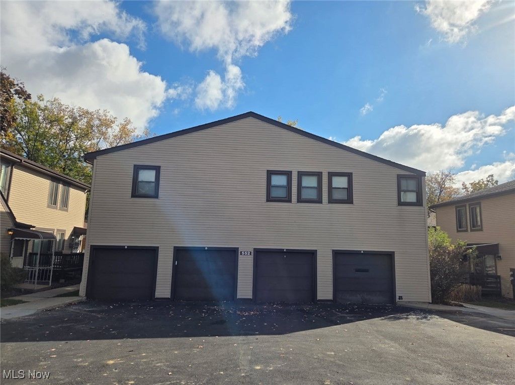 Photo of 552 Turney Road #C, Bedford, OH 44146 (MLS # 5164484)