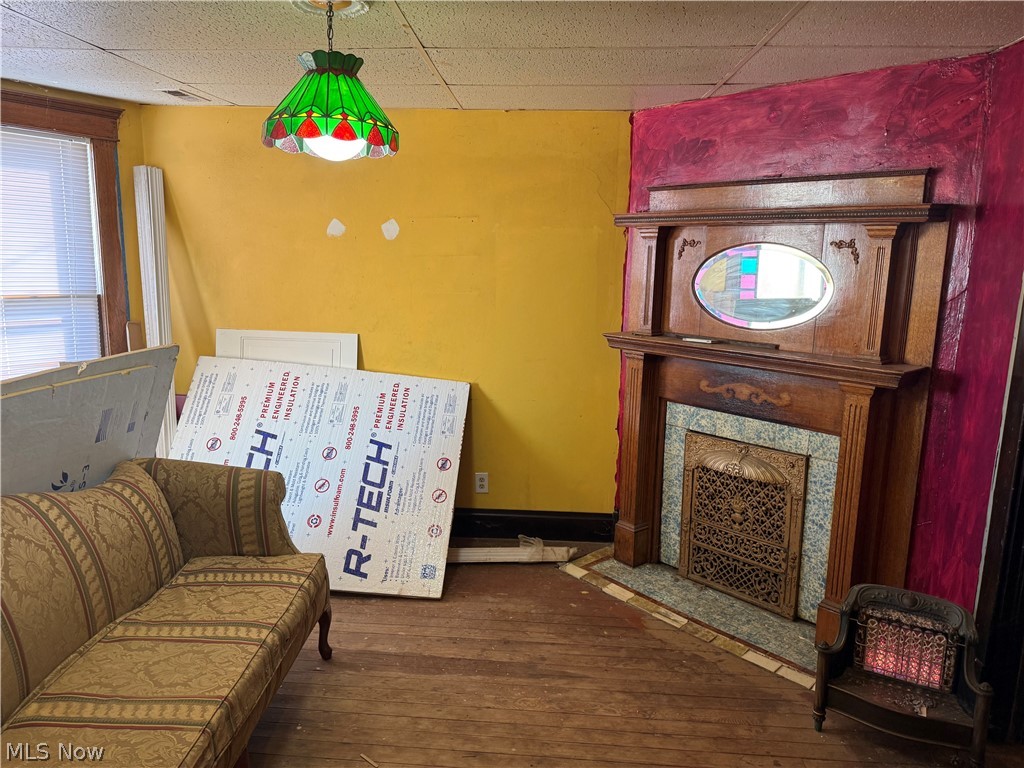 Bentley Adn - Residential