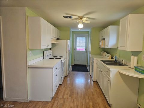 Tiny photo for 310 Cynthia Drive, Chardon, OH 44024 (MLS # 5198072)