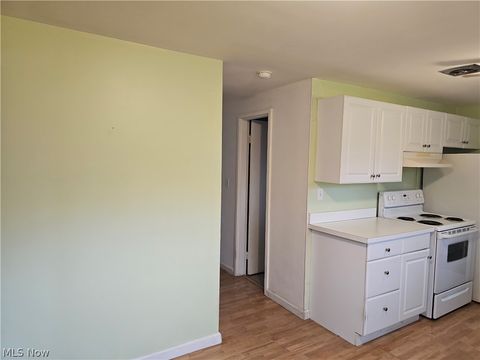 Tiny photo for 310 Cynthia Drive, Chardon, OH 44024 (MLS # 5198072)