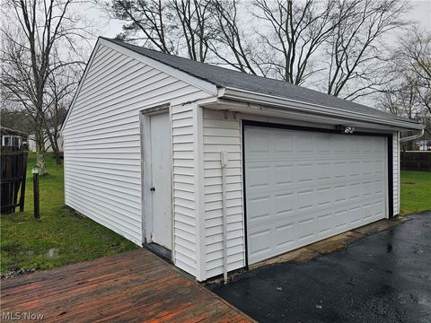 Tiny photo for 310 Cynthia Drive, Chardon, OH 44024 (MLS # 5198072)