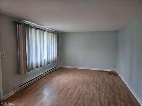 Tiny photo for 310 Cynthia Drive, Chardon, OH 44024 (MLS # 5198072)