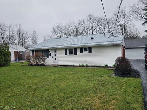 Tiny photo for 310 Cynthia Drive, Chardon, OH 44024 (MLS # 5198072)