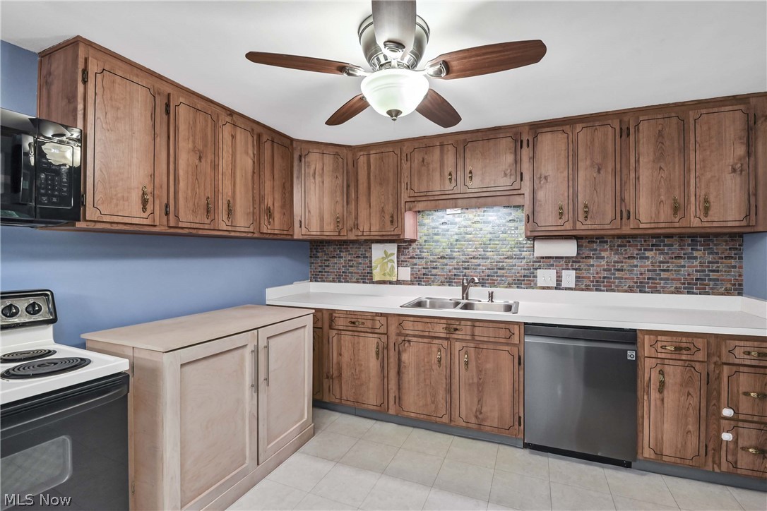 1600 Ridgewood Court