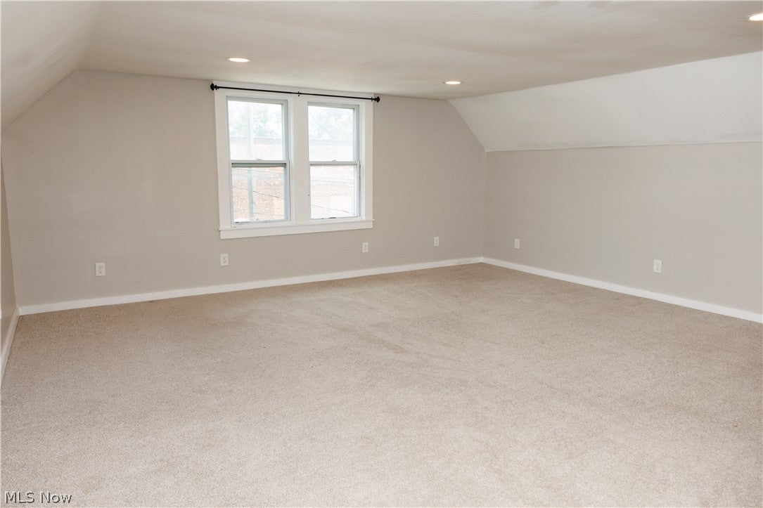 3152 W 68th Street