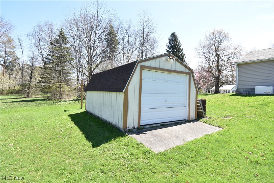 705 Knollwood Drive, Ashtabula, Ohio image 43