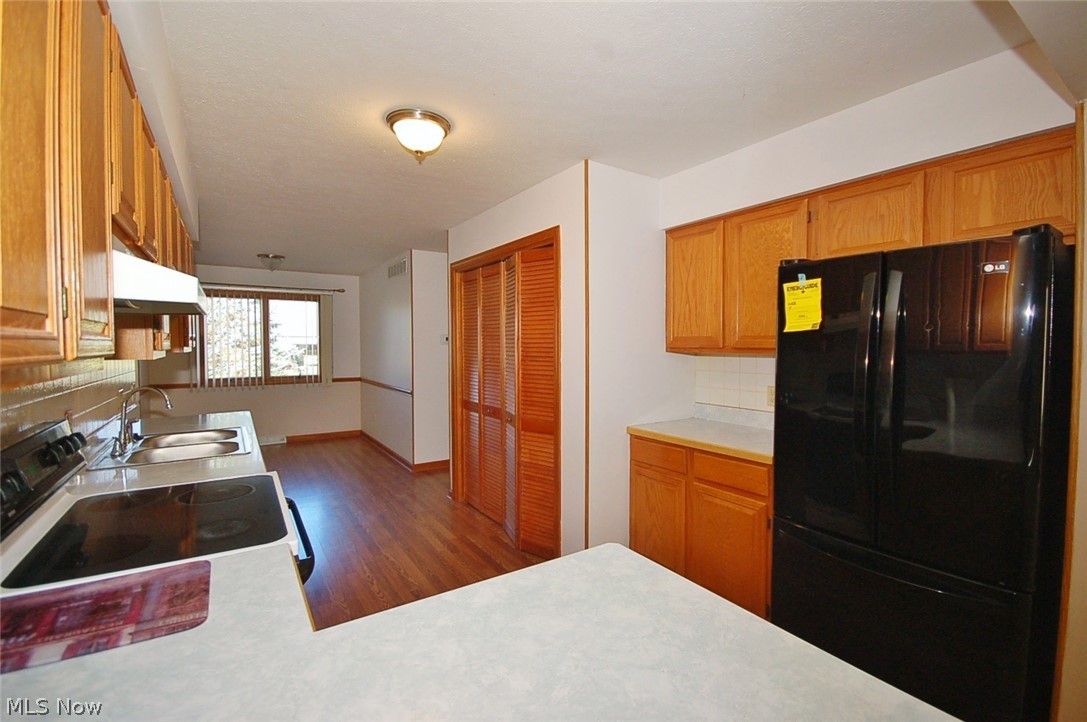 Gemwood Condo - Residential