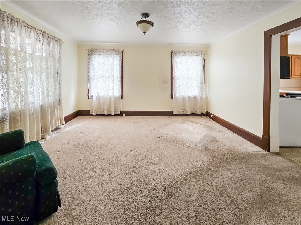1023 Roosevelt Street, Massillon, Ohio image 6