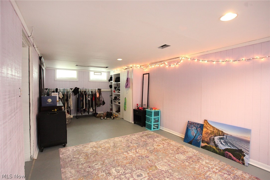 Inwood Beach - Residential