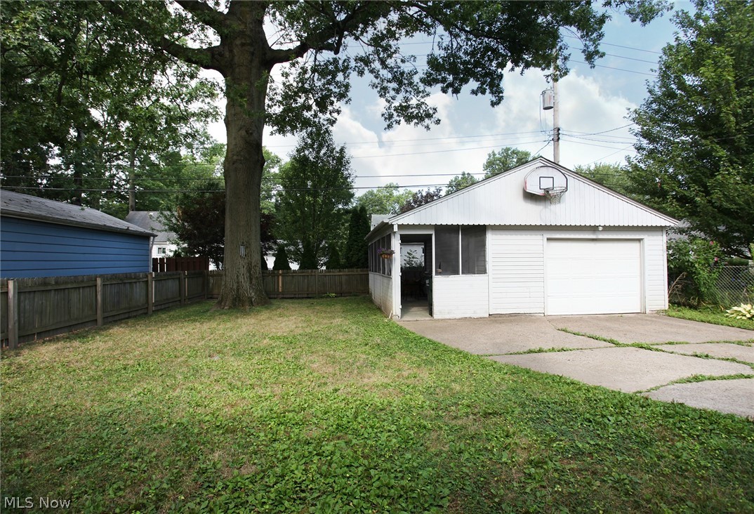 Inwood Beach - Residential