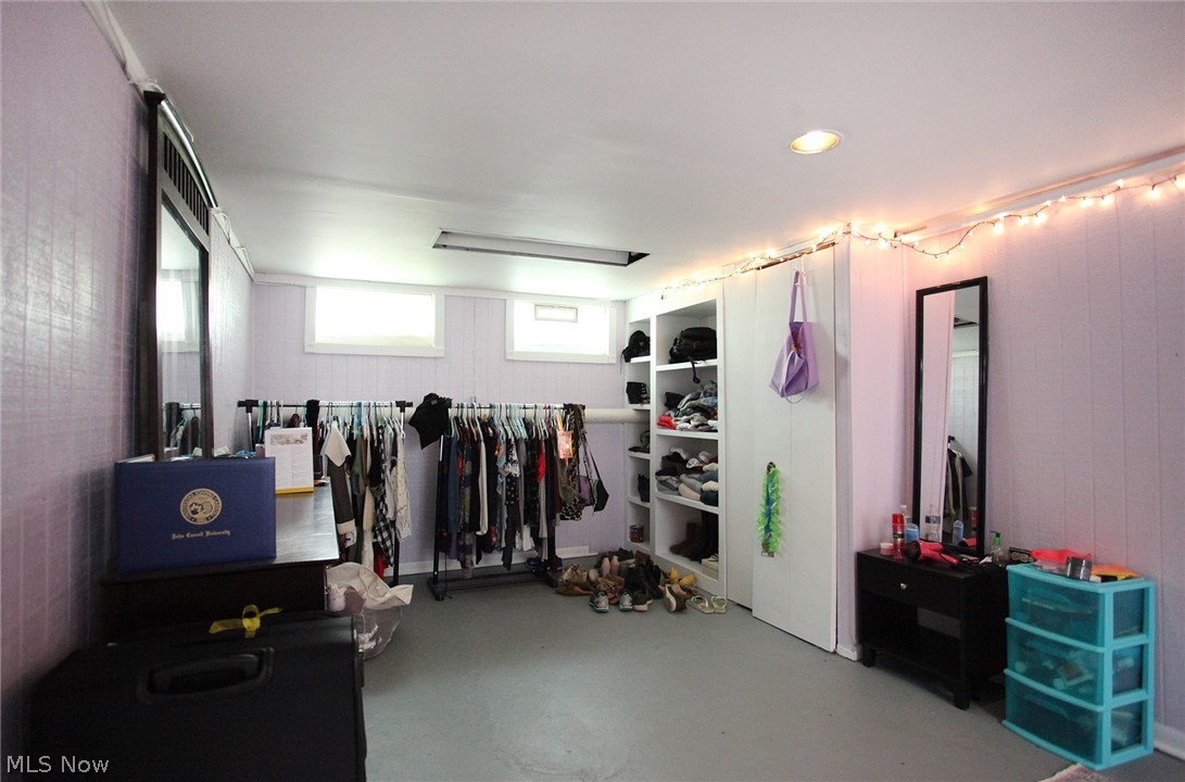 Inwood Beach - Residential