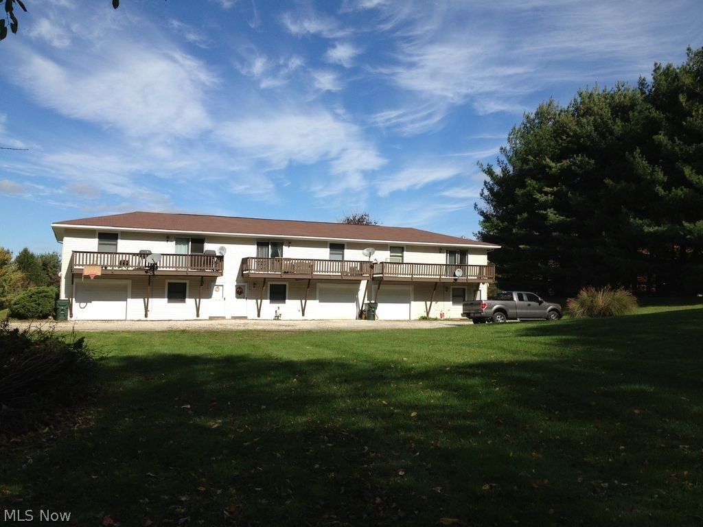 904-908 Skyside Drive